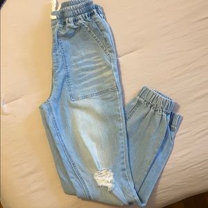 Forever 21 jogger jeans